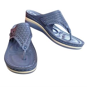 Siketu Blue Thong Platform Sandals Size 10.5
